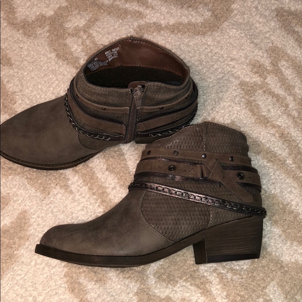 Authentic American Heritage Redbudstone Booties